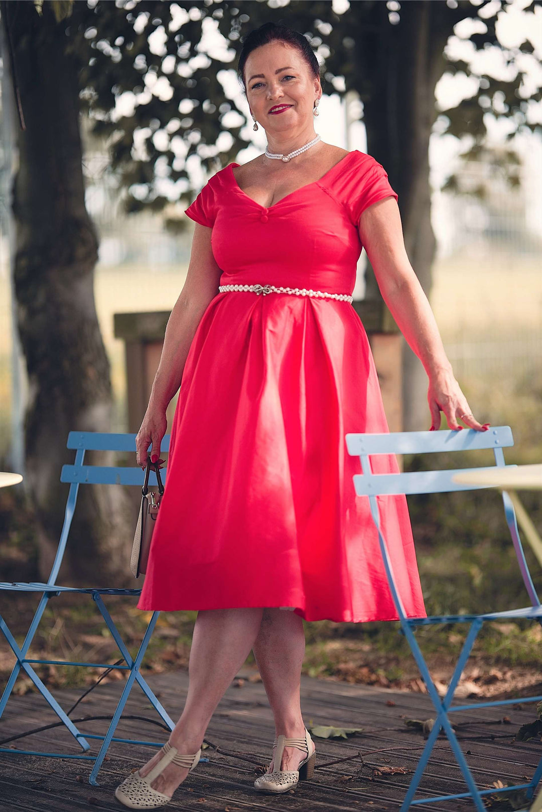 Charming Lady in Lily Red Dress | 50s Style Dress AU