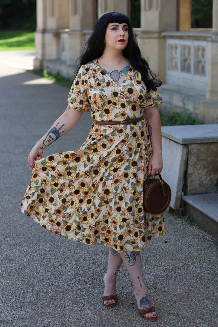 Lady in Julia Vintage Yellow Sunflower Midi Dress