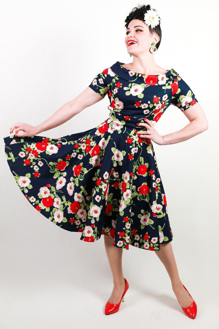 Lady wearing a Darlene Rose Dress | Vintage Floral Dress