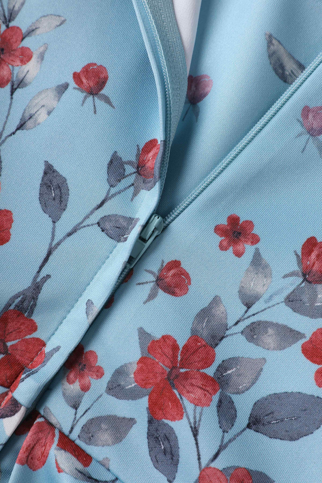 Zipper of Amanda Falling Flowers on Light Blue Dress | Vintage Floral Dress