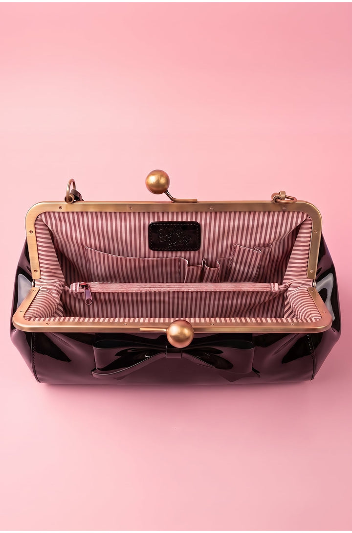 Front view image of Black 1950s Kiss Lock Handbag