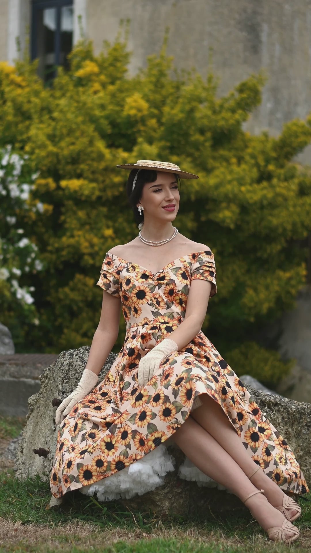 Video of a lovely model in our Lily Sunflower Dress | Vintage Floral Dress