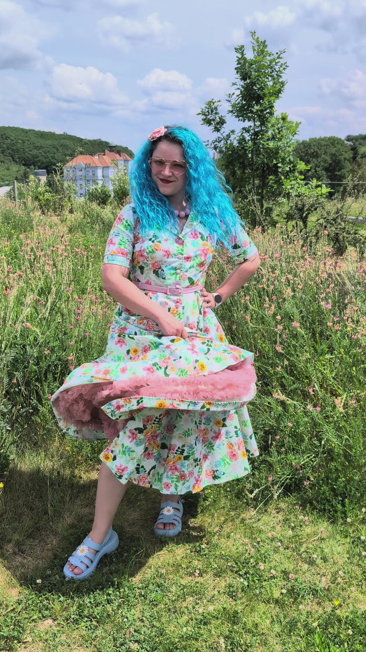 Video of a lovely lady in Mollie Summer Floral on White Dress | Vintage Floral Dress